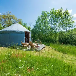 https://yourtissimo.hotels-rhonealpes.com